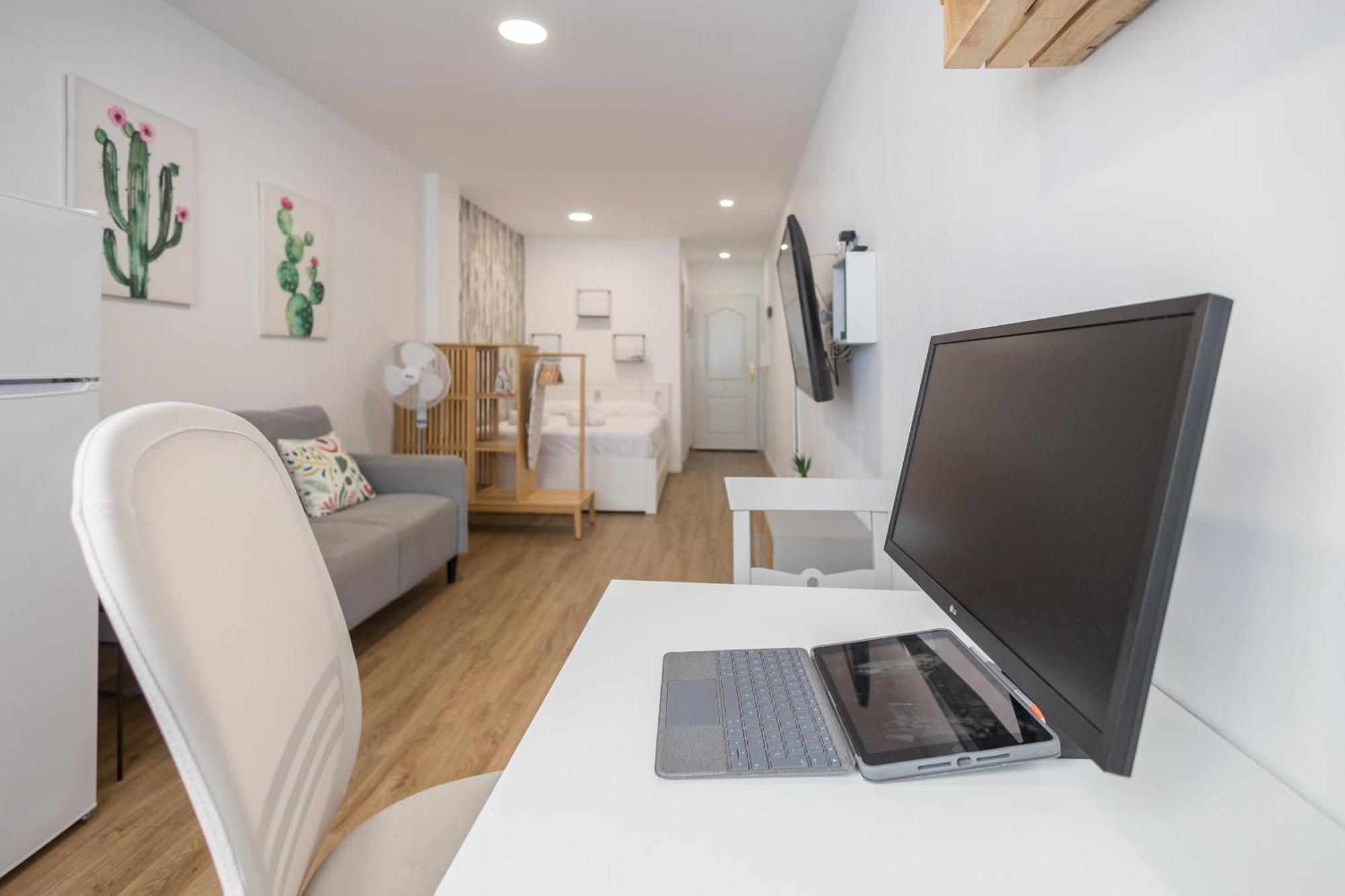 Apartament Las Canteras Beach Workfriendly Bright Studio Las Palmas de Gran Canaria Zewnętrze zdjęcie